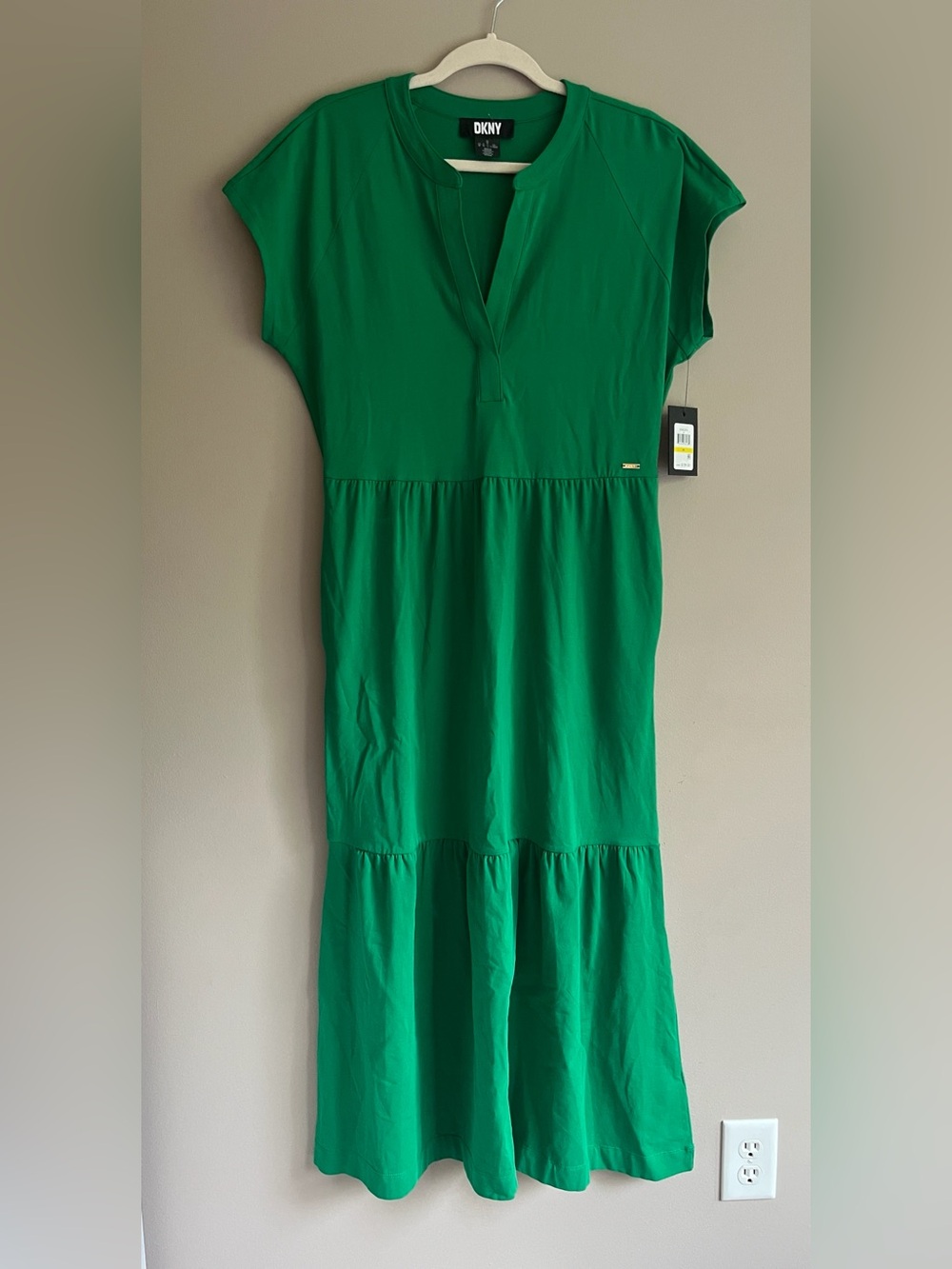 DKNY Tiered Stretch Cotton Maxi Kelly Green Dress size medium